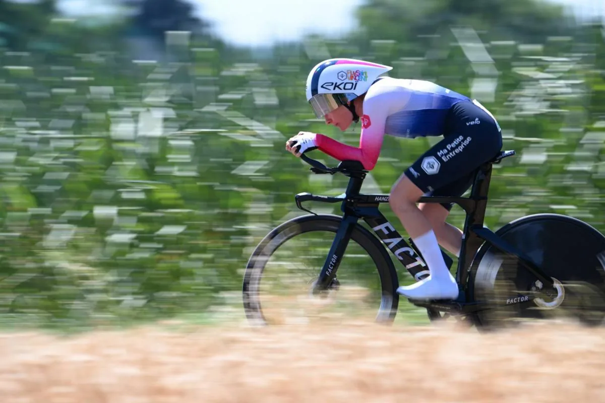Célia Le Mouël s'impose sur le contre-la-montre des Championnats de France - L'Équipe