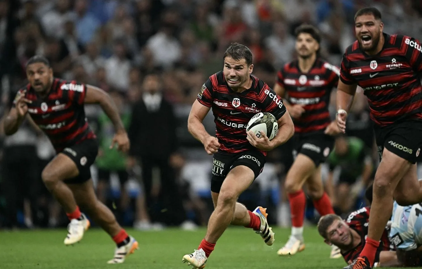 Direct. Canicule, finale des jeunes annulée, rue Princesse... Suivez l'avant-match de la finale de Top 14