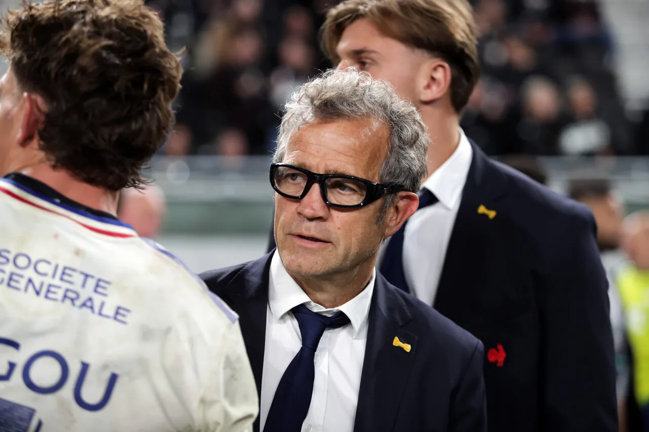 « Tout va bien » pour Matthieu Jalibert, assure Maxime Lucu à la veille du match de l'équipe de France en Australie - L'Équipe