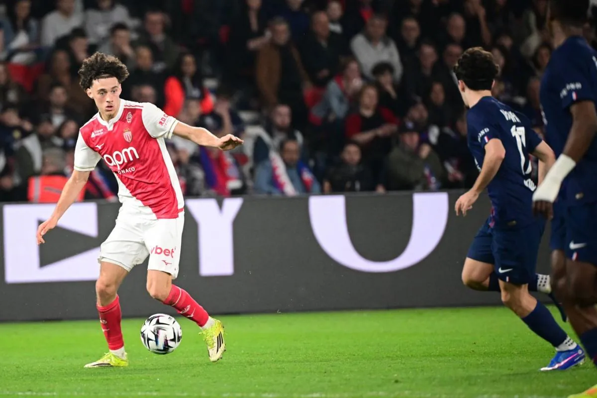 Transfert de Maghnes Akliouche : pourquoi Monaco et le PSG ne trouvent pas d'accord - L'Équipe