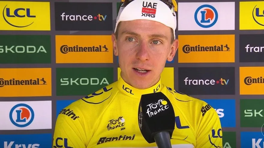 Tour de France 2026 : "Hier, il a vomi et avait très froid"... Avec la journée de souffrance d'Adam Yates, UAE-Emirates affaiblie avant d'entamer les Alpes - franceinfo