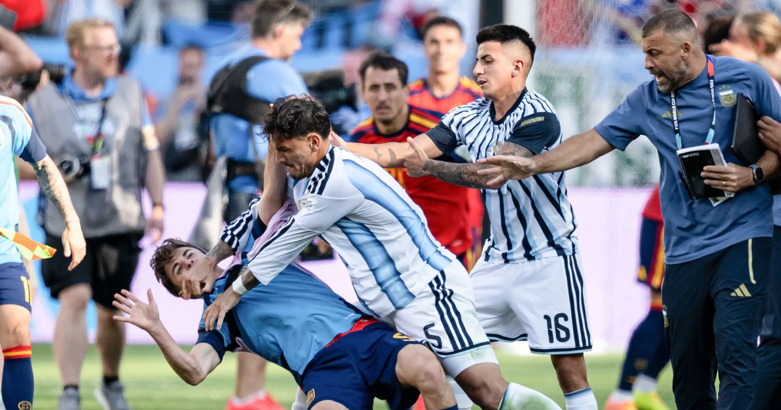 Coupe du monde 2026: La FIFA enquête sur le comportement de Leandro Paredes après la finale