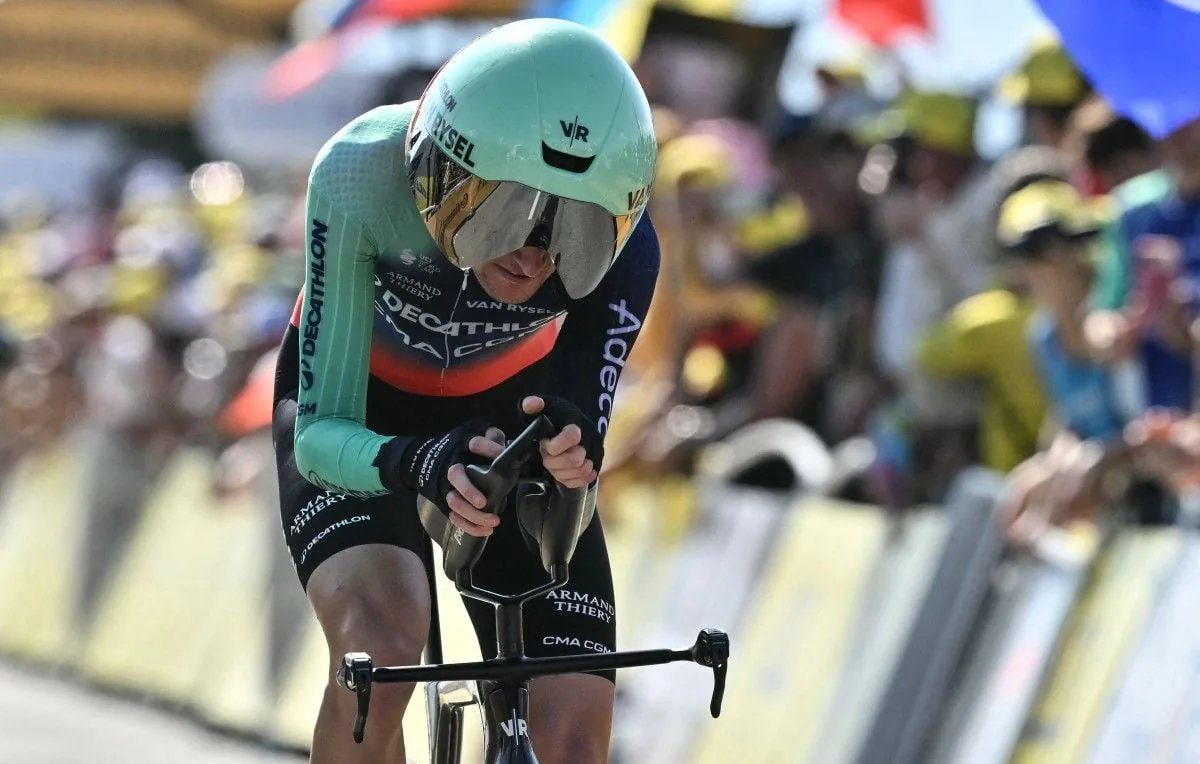 Secondes grappillées, physique « encore solide » : performant sur le contre-la-montre, Paul Seixas est prêt à livrer bataille pour le podium du Tour de France - L'Équipe