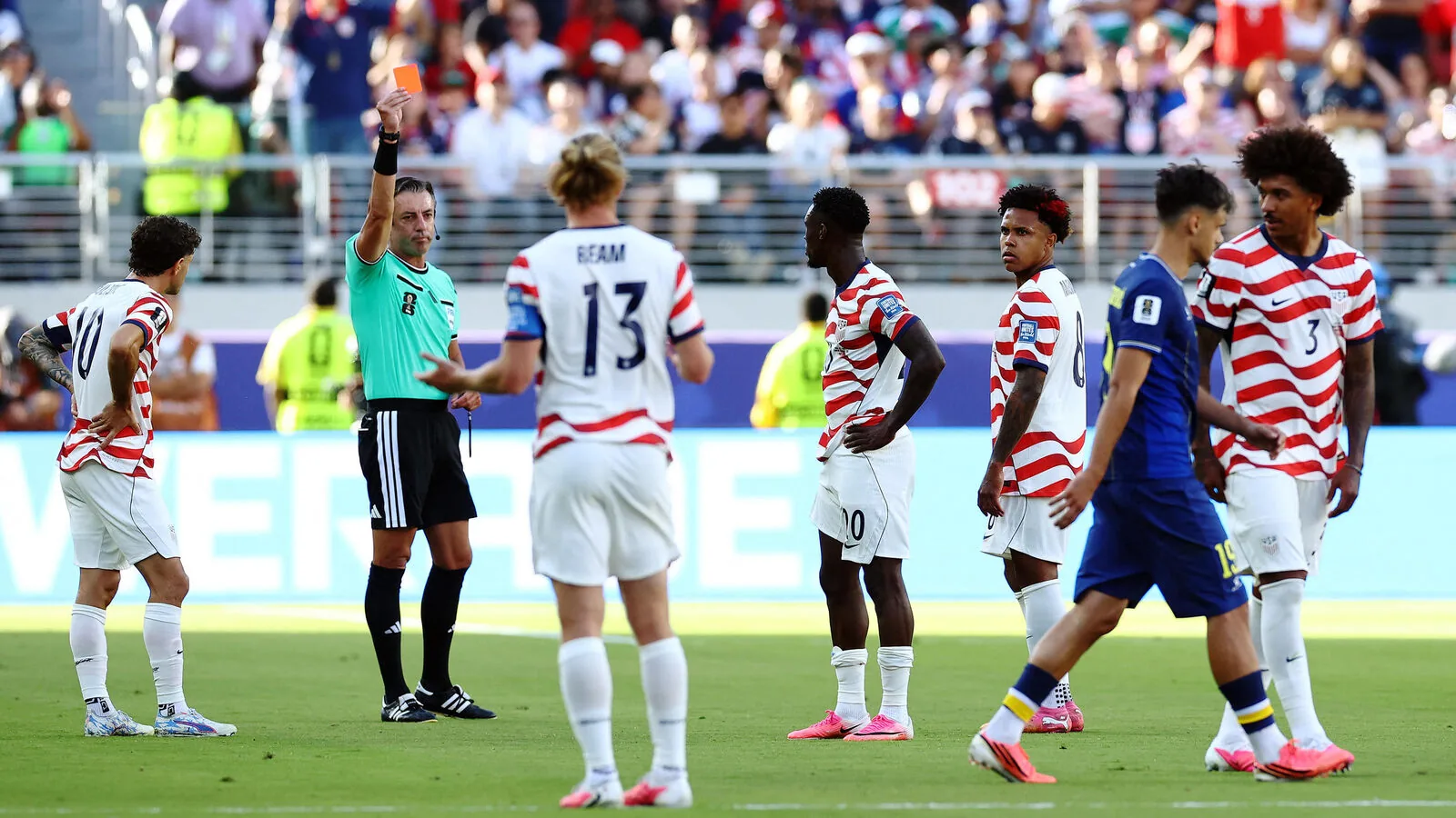 EN DIRECT Coupe du monde 2026 : Team USA mène la danse devant son public… Le capitaine bosnien remplacé…