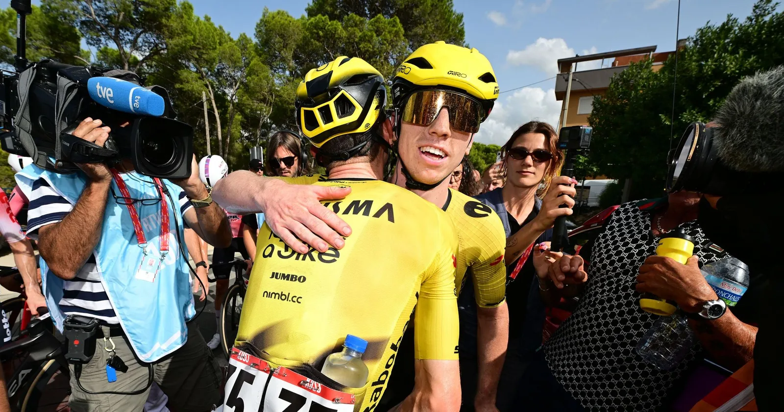 Matthew Brennan, vainqueur de la 5e étape de la Vuelta, sur son train : « Wout Van Aert et Christophe Laporte sont les meilleurs du monde dans ce type de situation »