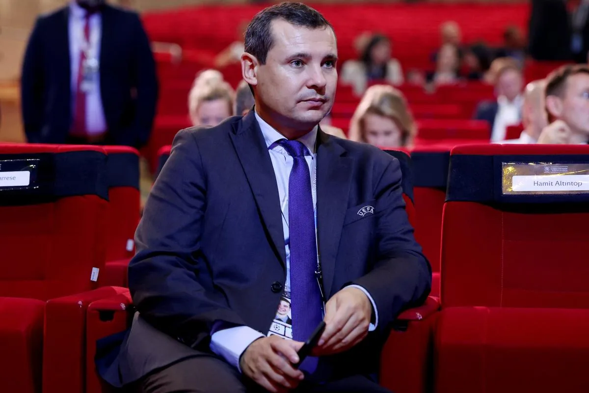 « Remplacer Gianni Infantino ne suffira pas, il faut réformer en profondeur la FIFA » - Le Monde.fr