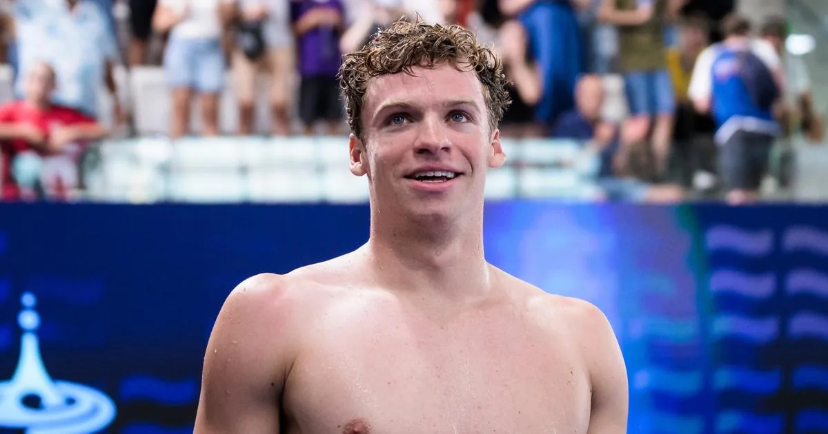 En contrôle, Léon Marchand se qualifie pour les demi-finales du 200 m papillon - L'Équipe