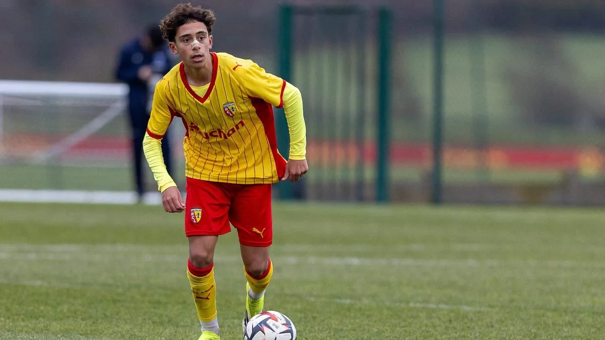 Auteur du but de la victoire lensoise sur la pelouse du Slavia Prague et poussé sur le banc par Dino Toppmöller, Ruben Aguilar s'est mué en sauveur inattendu des Sang et Or - L'Équipe